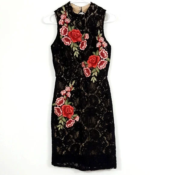blush pink lace midi dress Palm Tree Eyelet Blush Pink Sleeveless Midi Dress main image 0